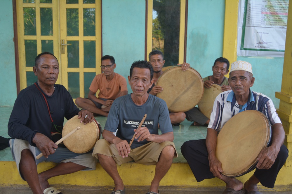 Pelatih Sawat